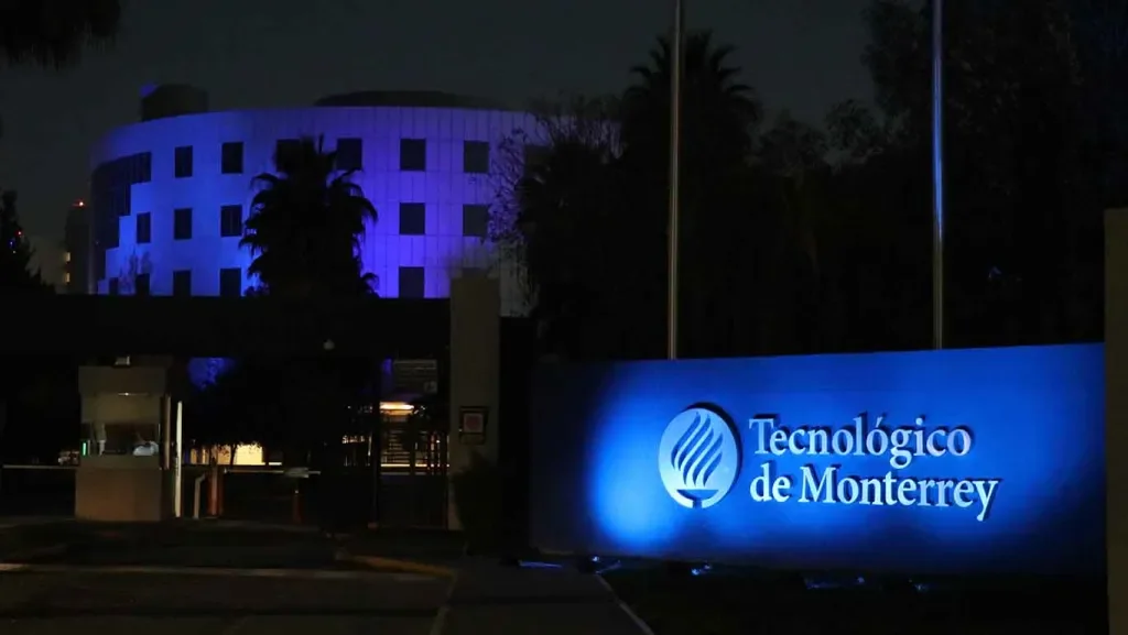 Fachada del Campus Laguna
