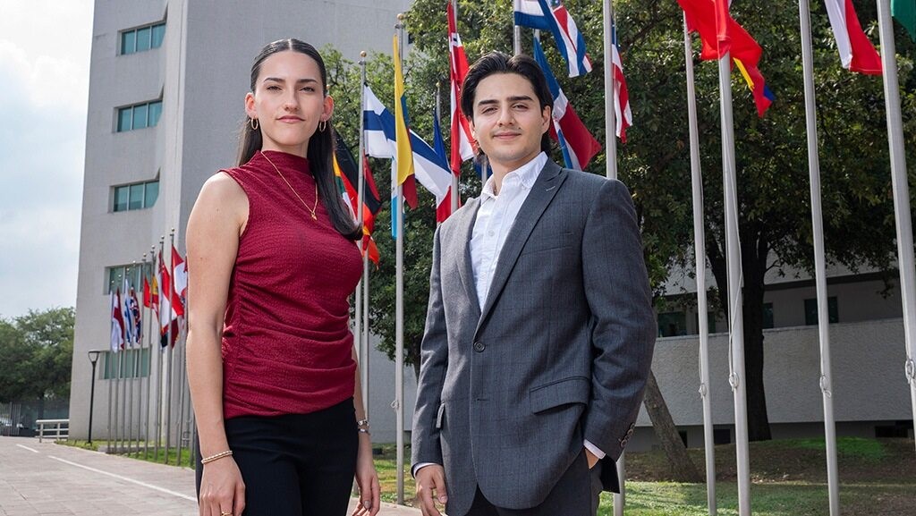 Licenciatura en Relaciones Internacionales